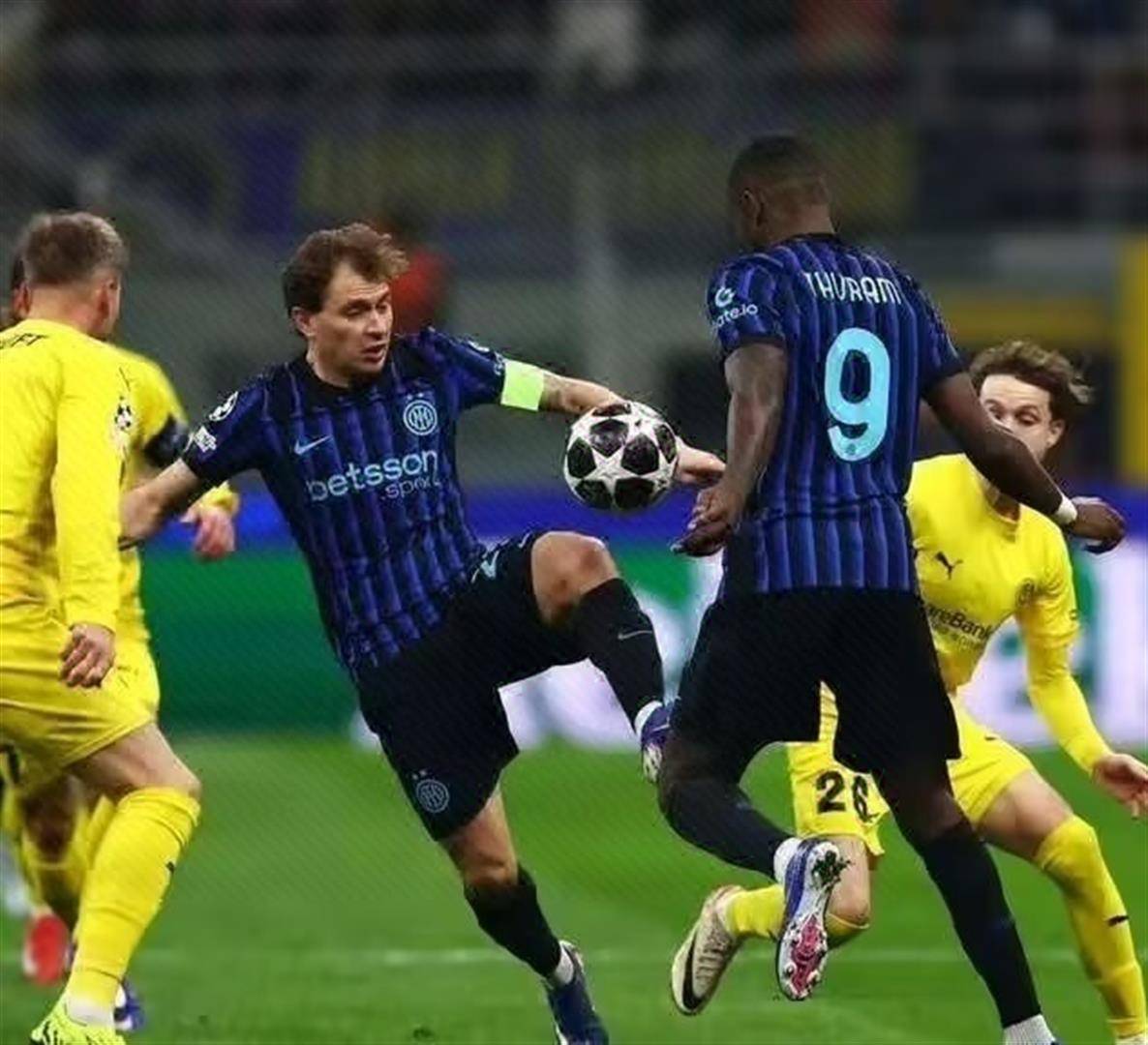 欧冠16强诞生!英超6席+西甲3强,意甲法甲仅剩独苗,还诞生三大黑马 欧冠16强诞生!英超6席+西甲3强,意甲法甲仅剩独苗,还诞生三大黑马