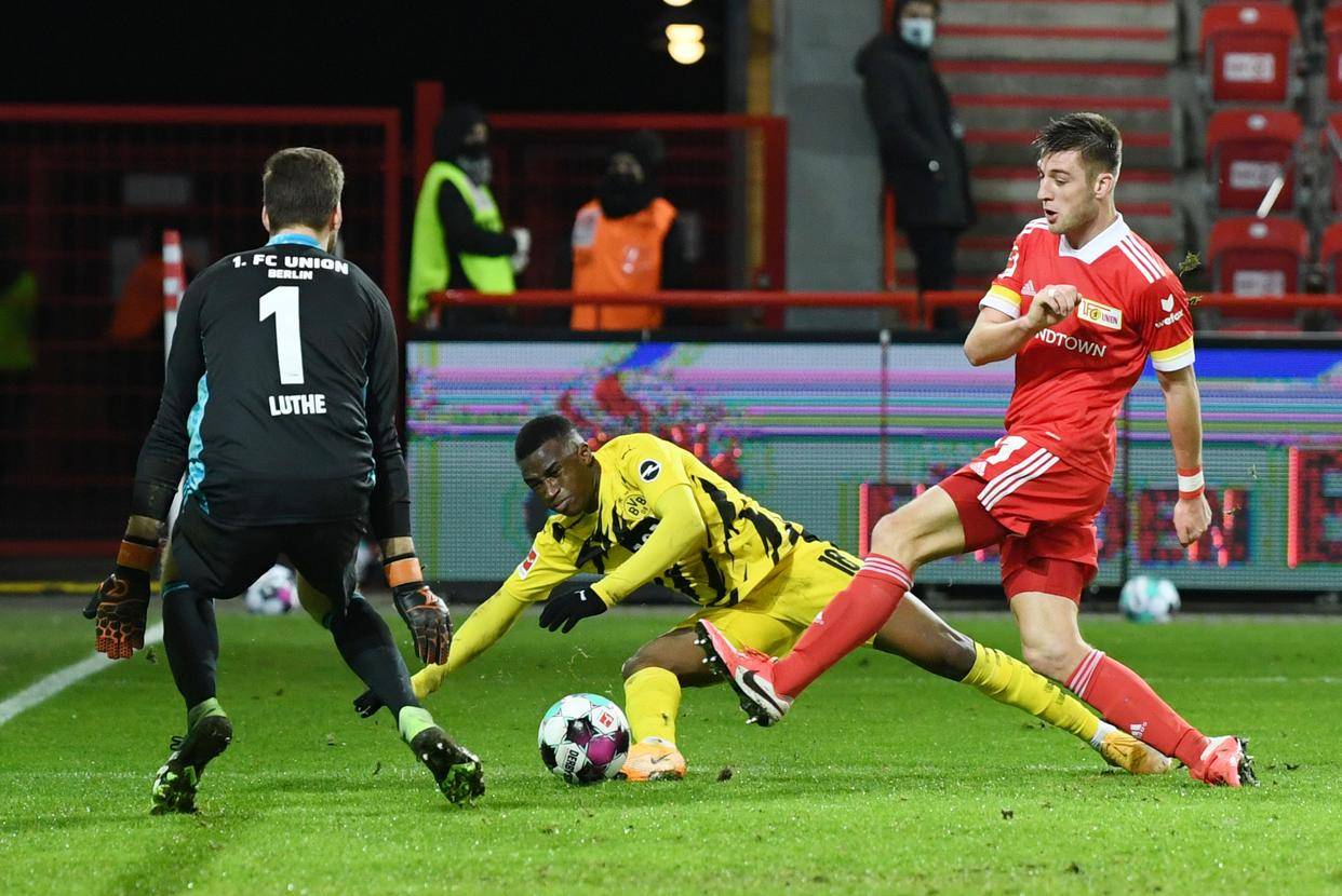 德甲无名小卒竟引意甲三豪门疯抢?500万身价背后藏何玄机? 德甲无名小卒竟引意甲三豪门疯抢?500万身价背后藏何玄机?