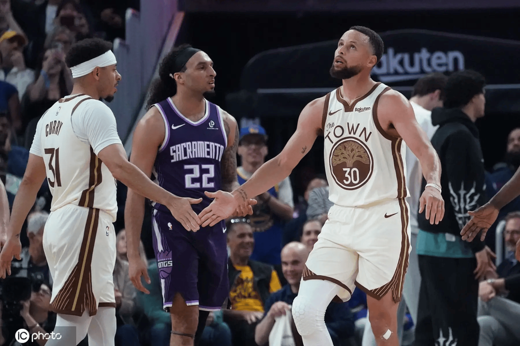 库里17+5梅尔顿21分波杰姆斯基20分 勇士力克国王 库里17+5梅尔顿21分波杰姆斯基20分 勇士力克国王