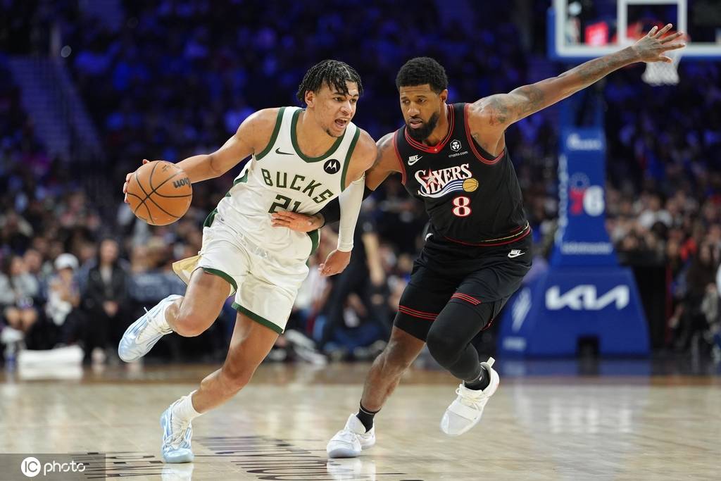 马克西21分格兰姆斯20分瑞安22+10 76人胜雄鹿 马克西21分格兰姆斯20分瑞安22+10 76人胜雄鹿