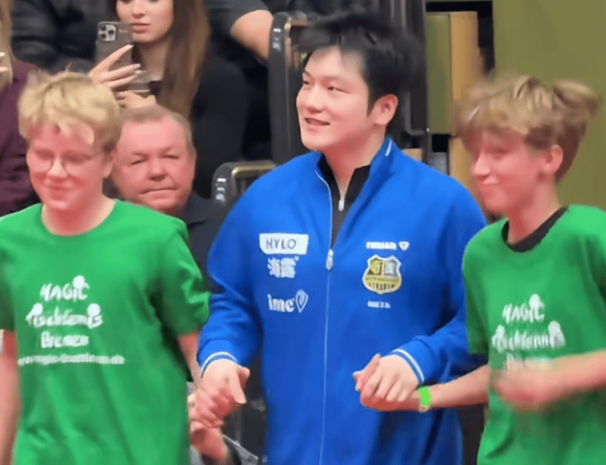 樊振东又赢了!德甲常规赛主场“最后一舞”,独得2分再立头功 樊振东又赢了!德甲常规赛主场“最后一舞”,独得2分再立头功